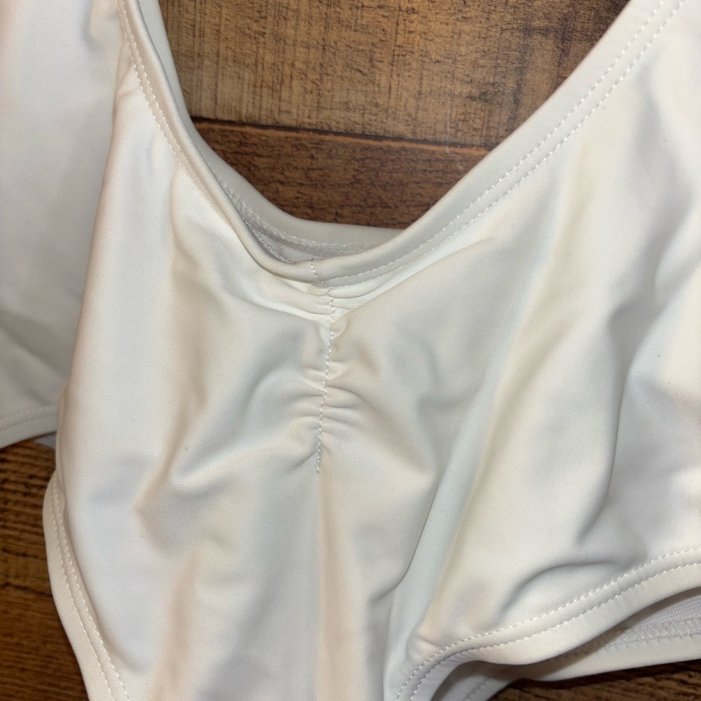 Skimpy One Piece Swimsuit - Picture 3 of 4